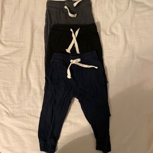 Set of three pants size 18-24 months